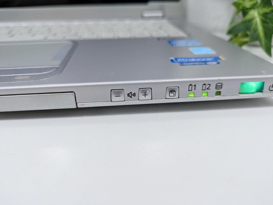 Windows11ノートパソコン✨オフィス付き✨Panasonic　爆速SSD