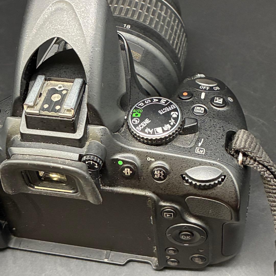 【動作OK】Nikon D5100 本体とレンズ　ショット数2449枚
