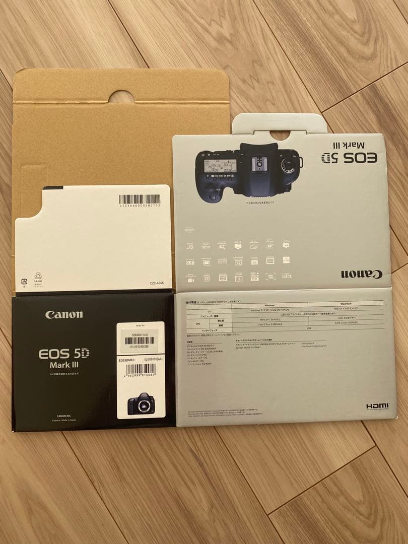 Canon EOS 5D Mark Ⅲデジタル一眼レフ本体ストラップ外箱説明書付