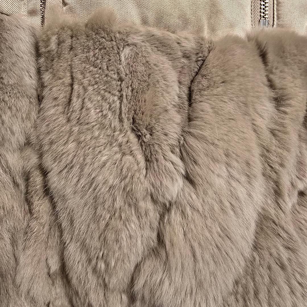 グレースコンチネンタル ダイグラム ファー付 ベージュダウンベスト