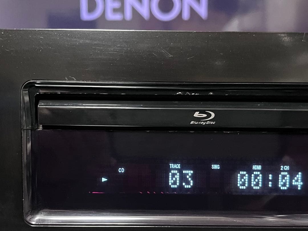 新品レンズ交換済　デノン　ユニバーサルプレイヤー　DBT-1713UD