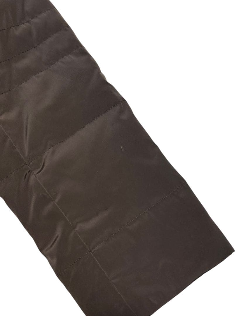 バーバリーロンドン　ダウンジャケット　大きいサイズ　44　こげ茶色　フード欠品