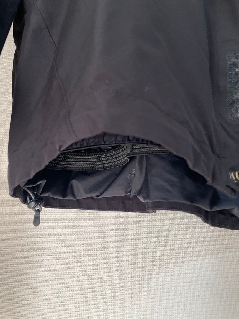 レア　赤サミット ノースフェイス ゴアテックス マウンテンパーカ ブラック　M