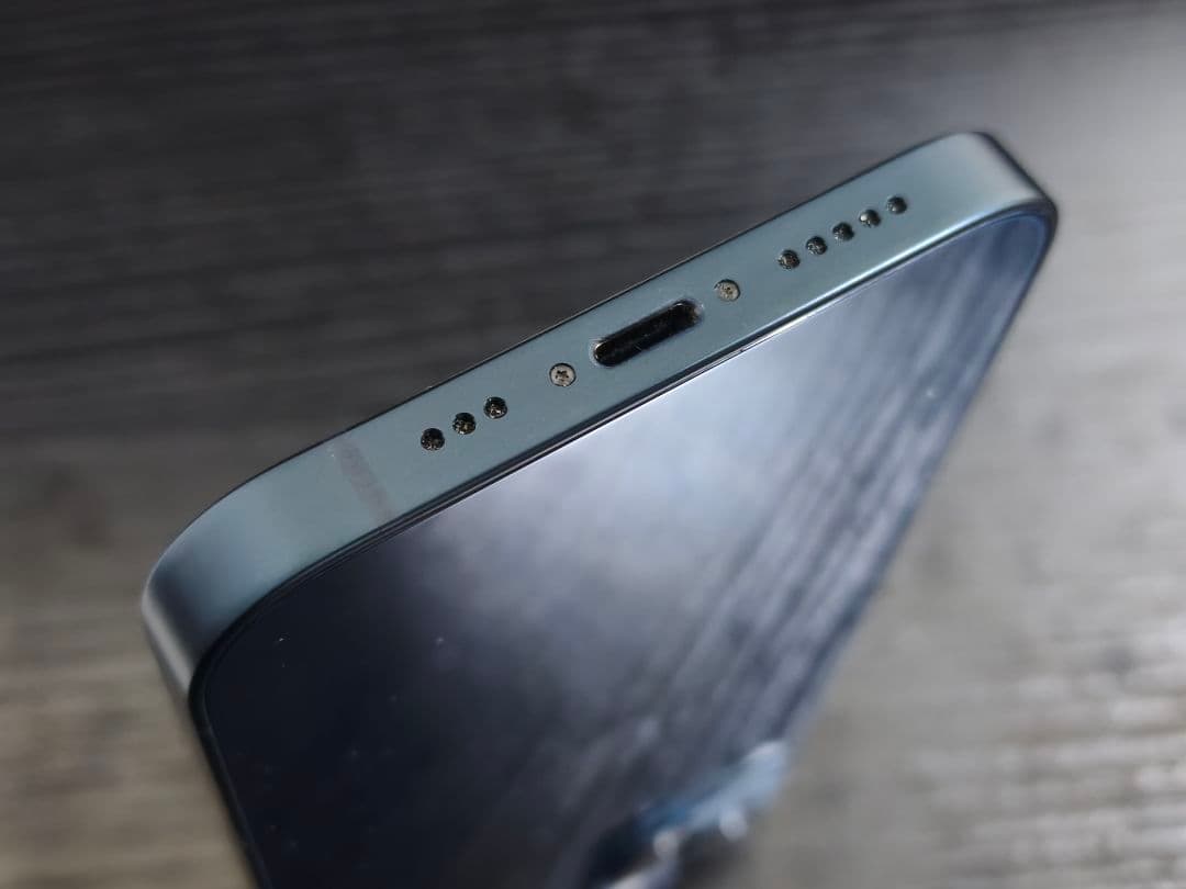 Apple iPhone 13 ミッドナイト 黒 128G バッテリー87%