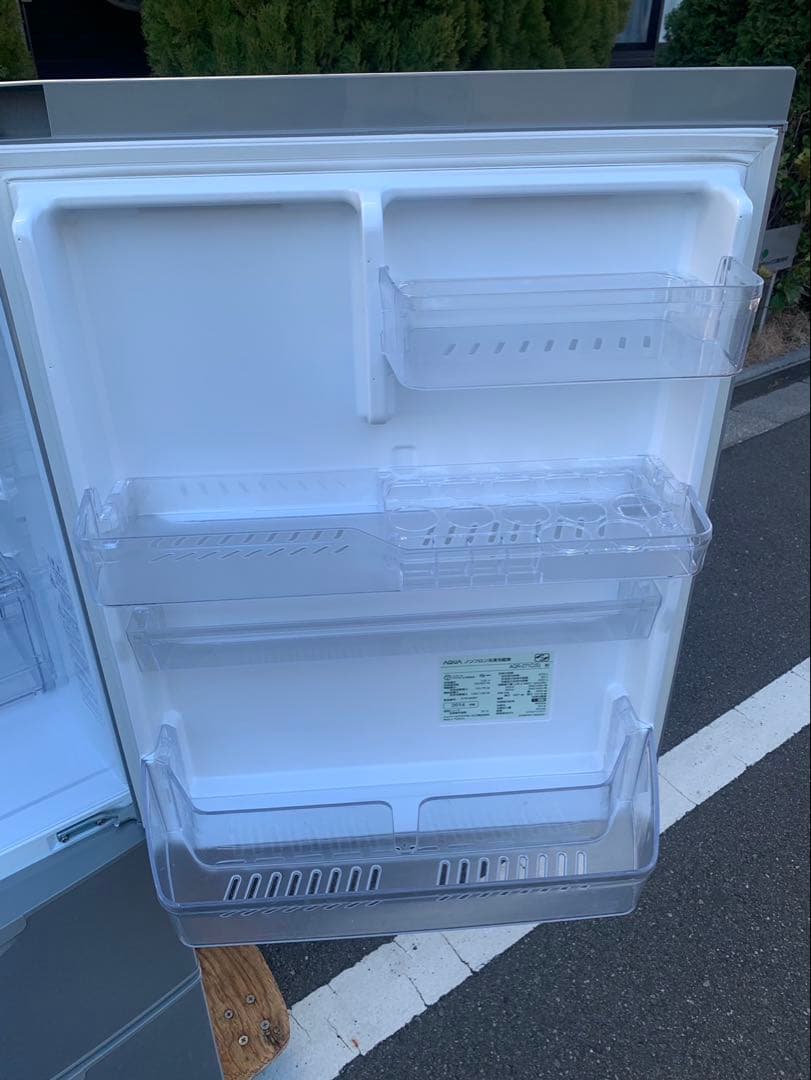 ＊東京都付近取引限定＊アクア　冷凍冷蔵庫 AQR-271C(S) 2014年製