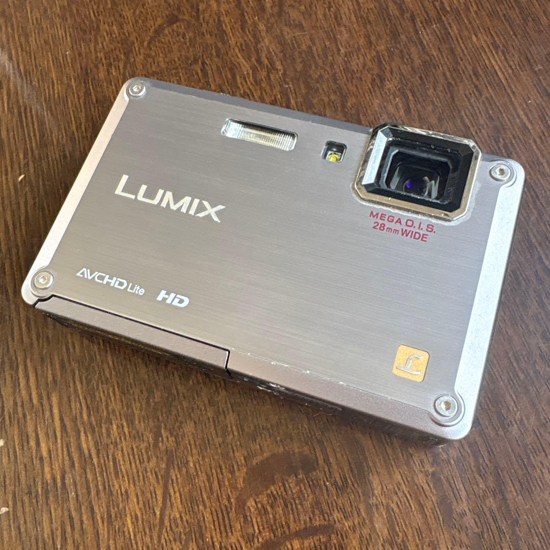 Panasonic DMC-FT1 防水デジタルカメラ