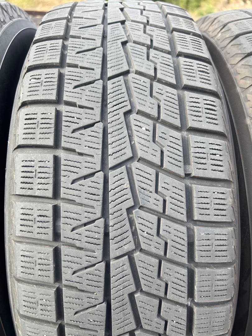 アルファード30系16インチ 215/65R16 ヨコハマアイスガード IG70