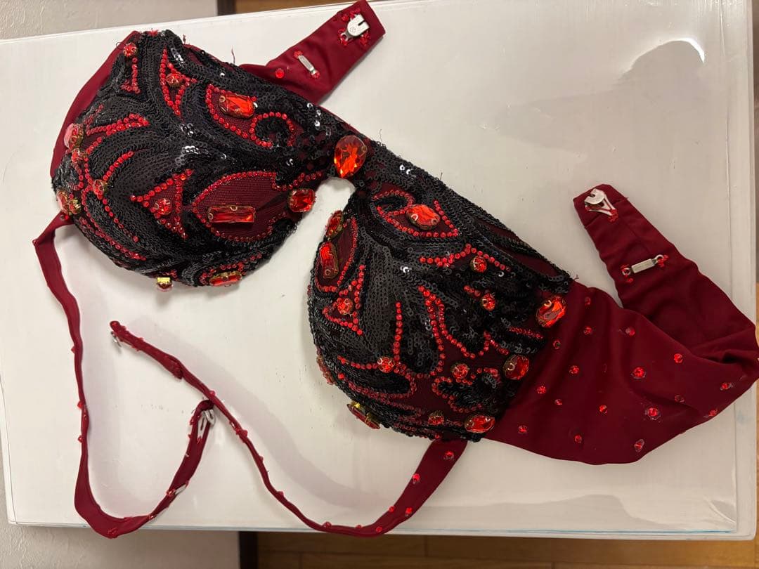 bbb＊エジプト製＊ベリーダンス 衣装セットアップ (赤と黒)オリエンタル