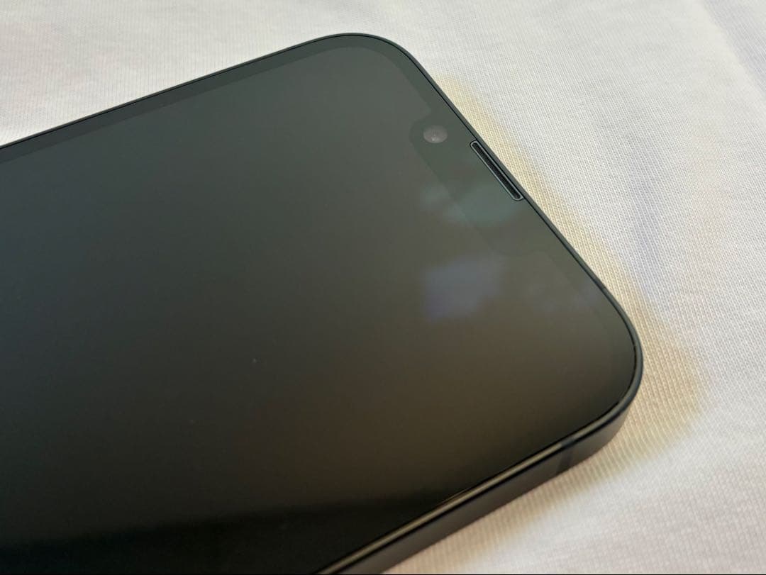 極美品 iPhone 16e 128GB ブラック 付属品完備