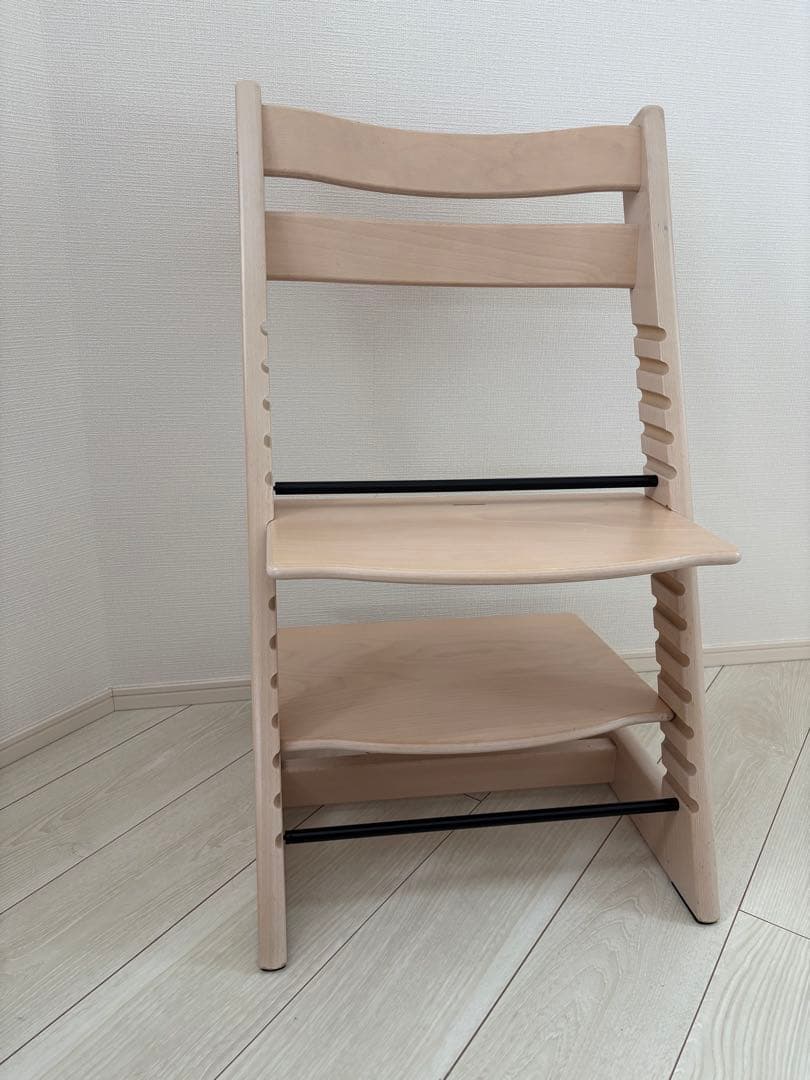 ストッケ　トリップトラップ　ホワイトウォッシュ　ベビーセット付　S/N6