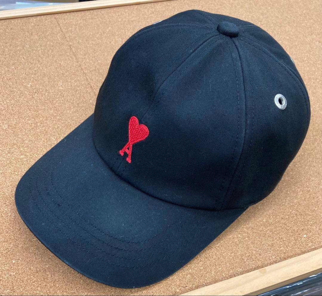 ami paris ベースボールキャップ ハート刺繍