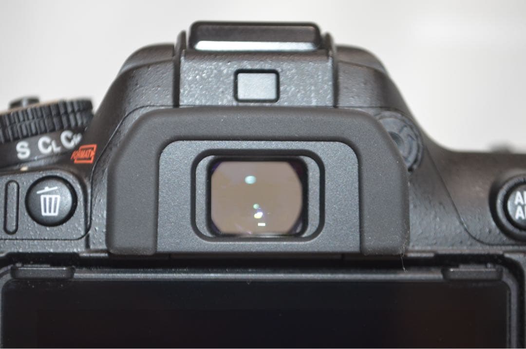 滅多にないシャッター数2000回以下 Nikon D7500☆Wi-Fi搭載