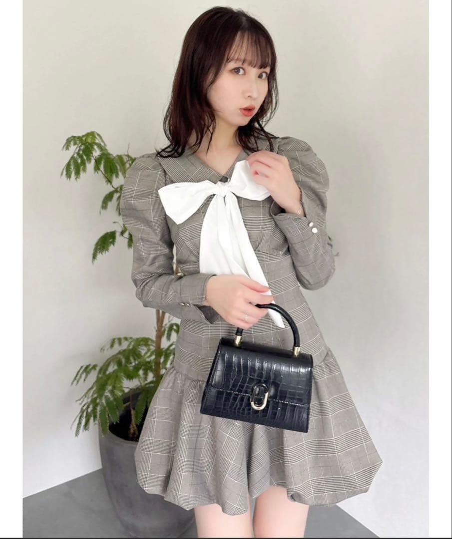 dazzlin バルーンチェックミニワンピース