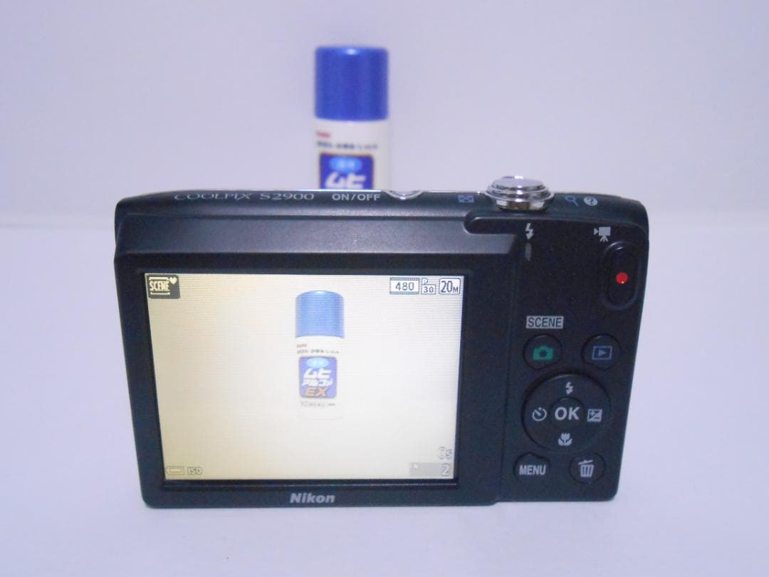 【お値下げ歓迎・美品】　ニコン　Nikon COOLPIX S2900 レッド