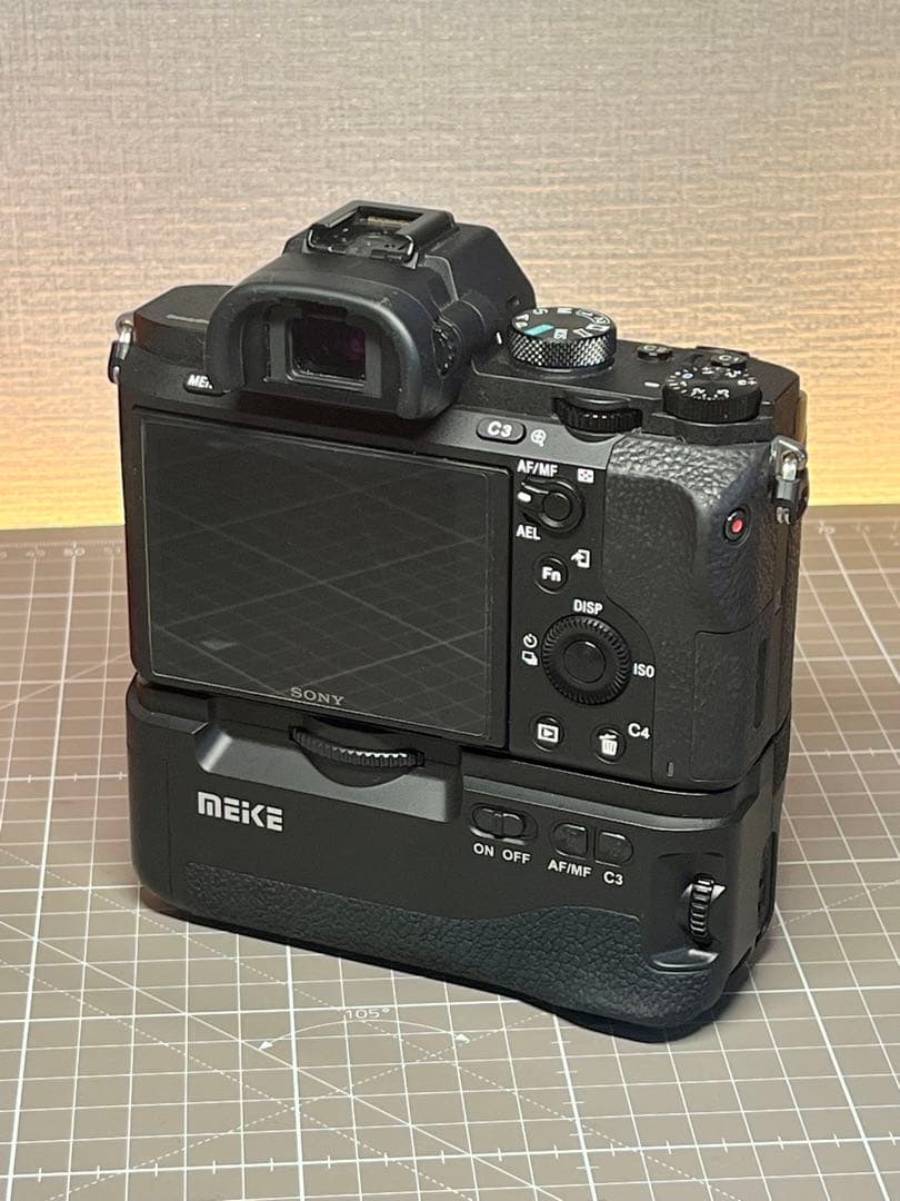 【美品/送料込】Sony α7 II ボディ ILCE-7M2 Overseas