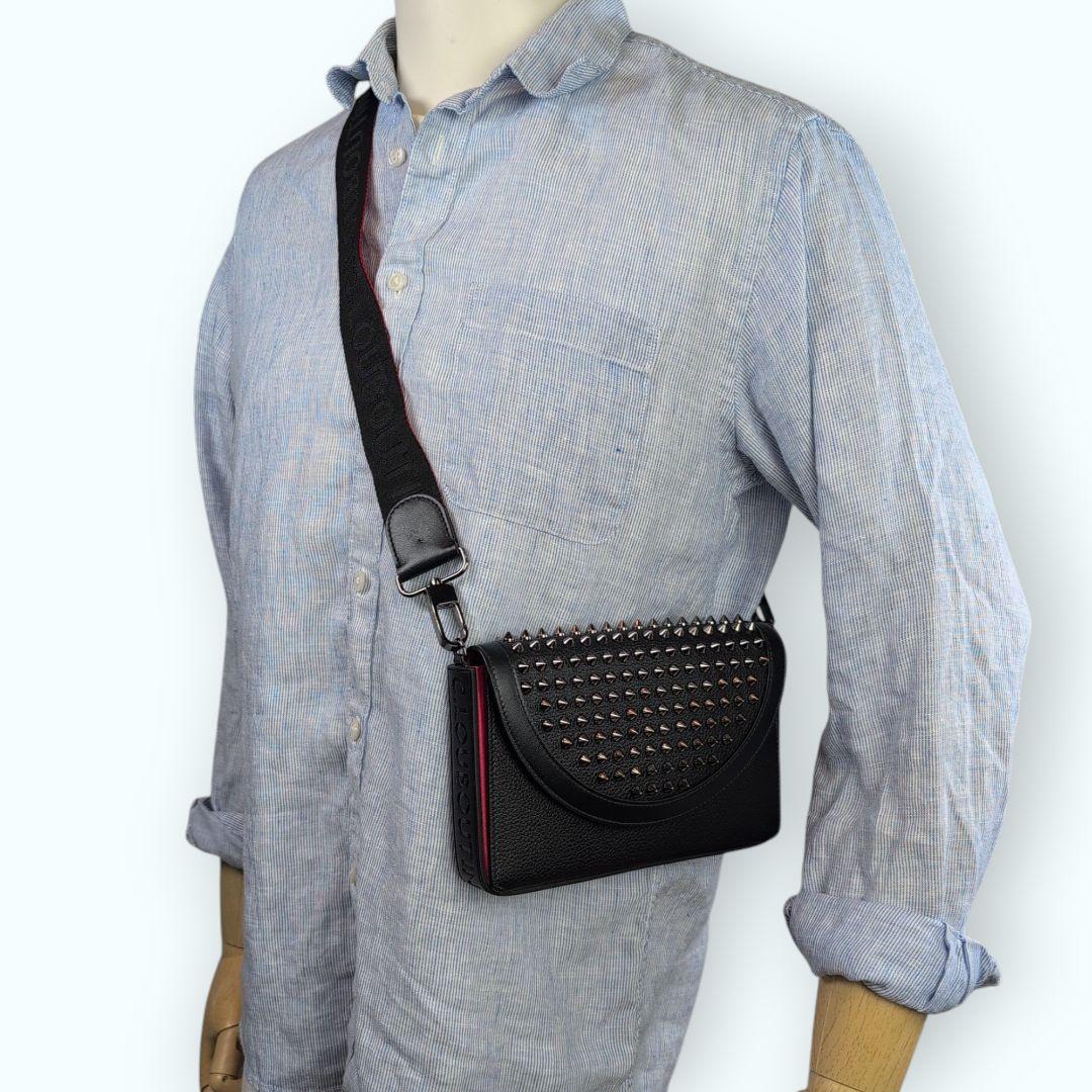 ※訳あり 未使用 クリスチャンルブタン EXPLORAFUNK　ショルダーバッグ