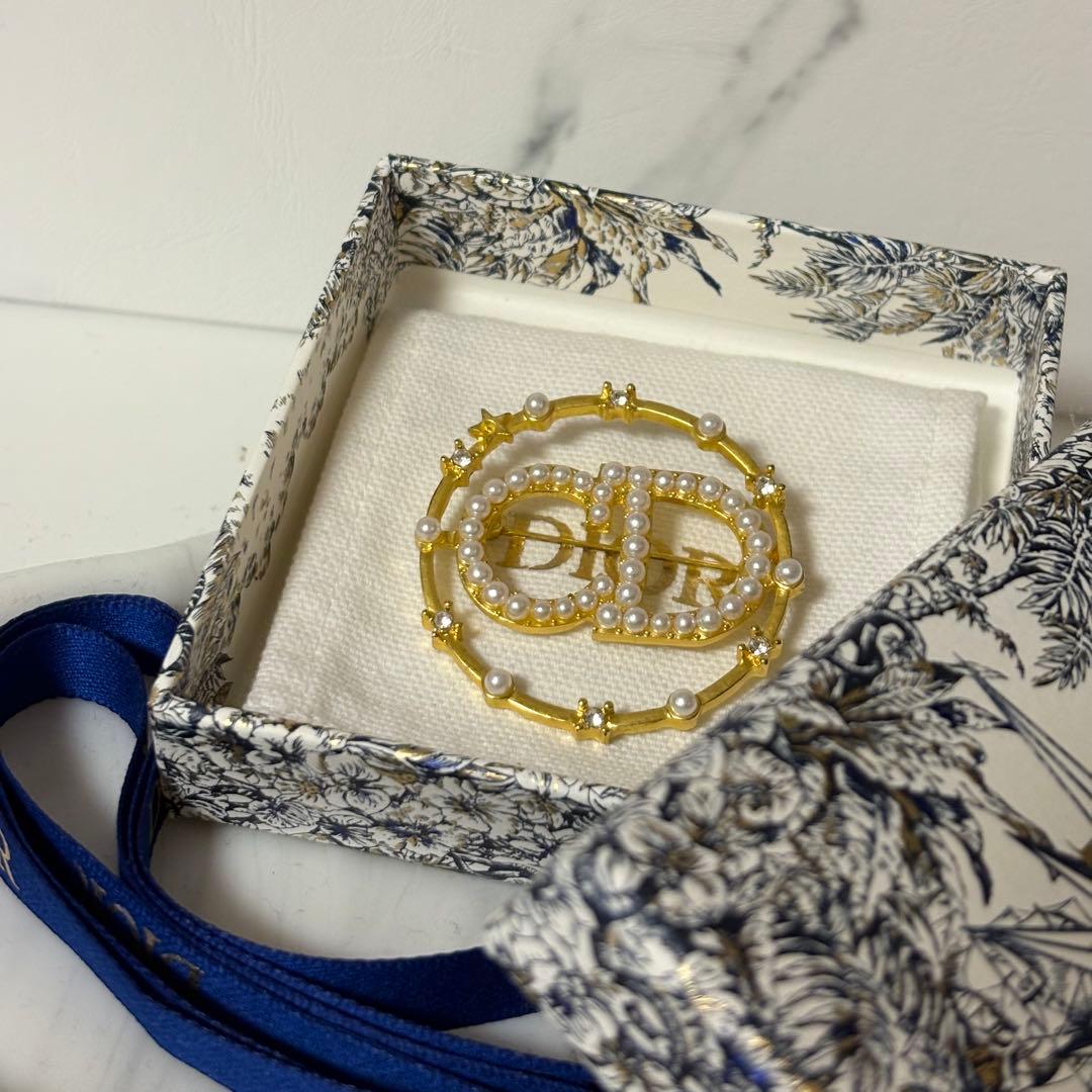 Dior Clair D Lune ブローチ