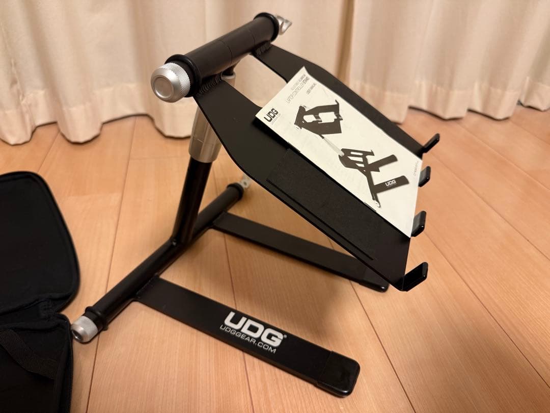 UDG ラップトップ/コントローラースタンド