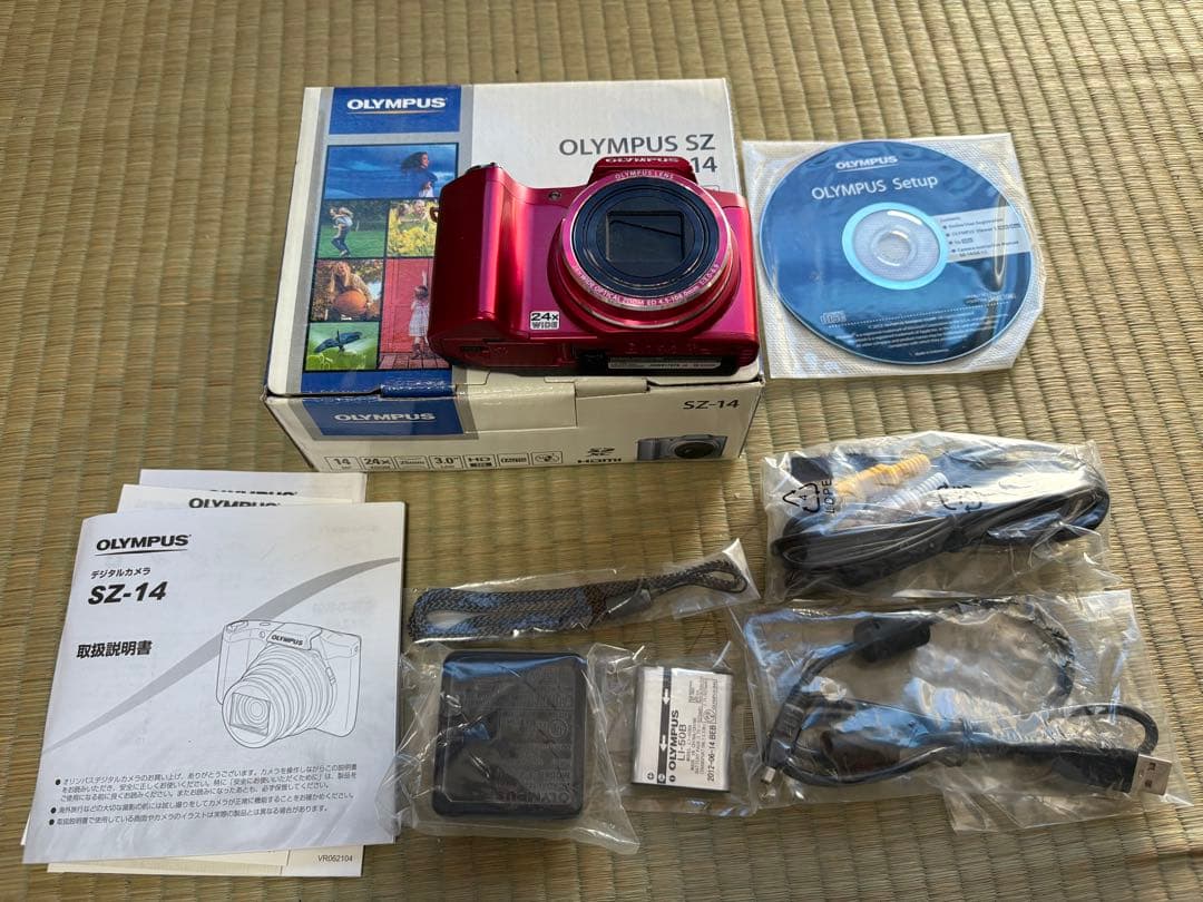 値下げ　デジカメ OLYMPUS SZ-11 レッド20倍ズーム