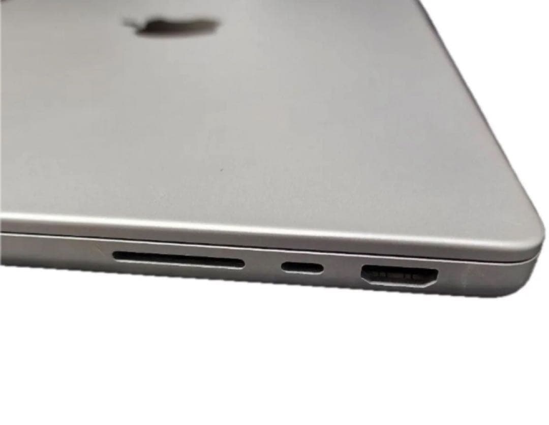 ★Apple M1 MacbookPro / 32GB / 1TB【初期化済】