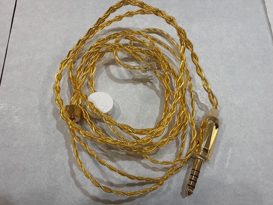 美品 MoonDrop Illumination光 秋月4.4mm 清泉