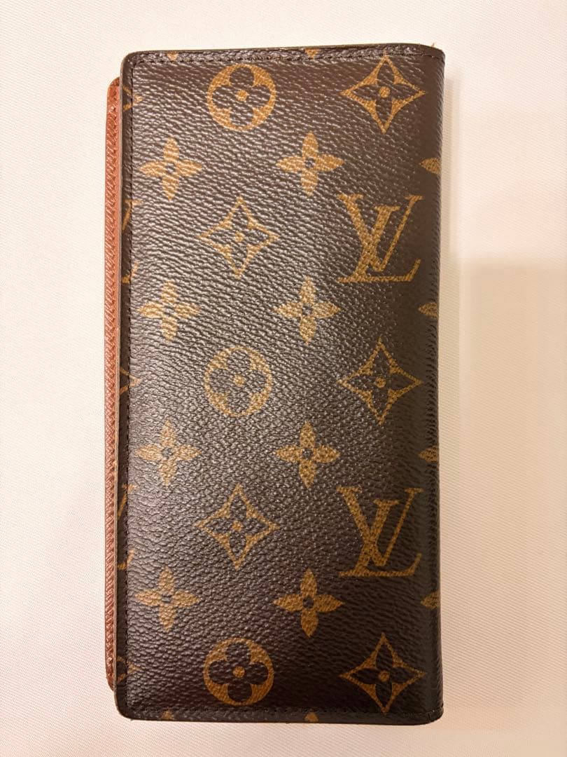 LOUIS VITTON 二つ折り長財布