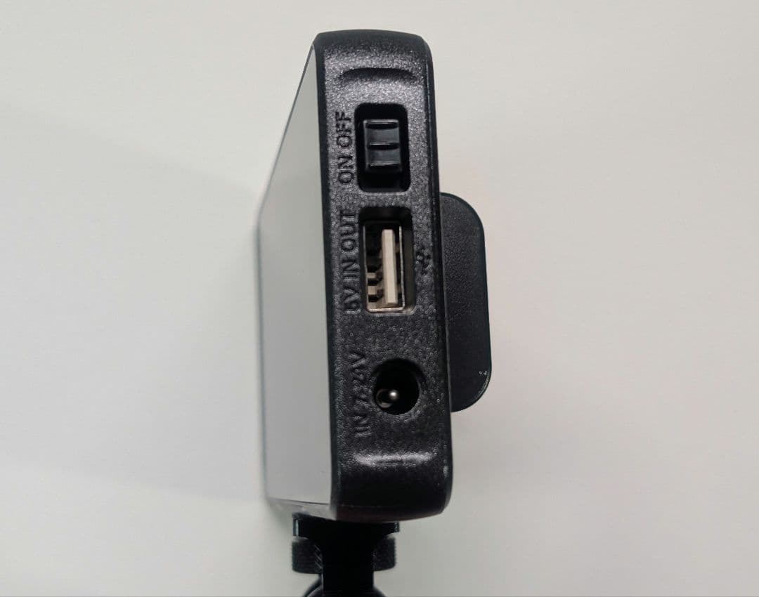 SONY カメラ ZV-E10　福袋　モニター・SDカード・ACアダプター付き