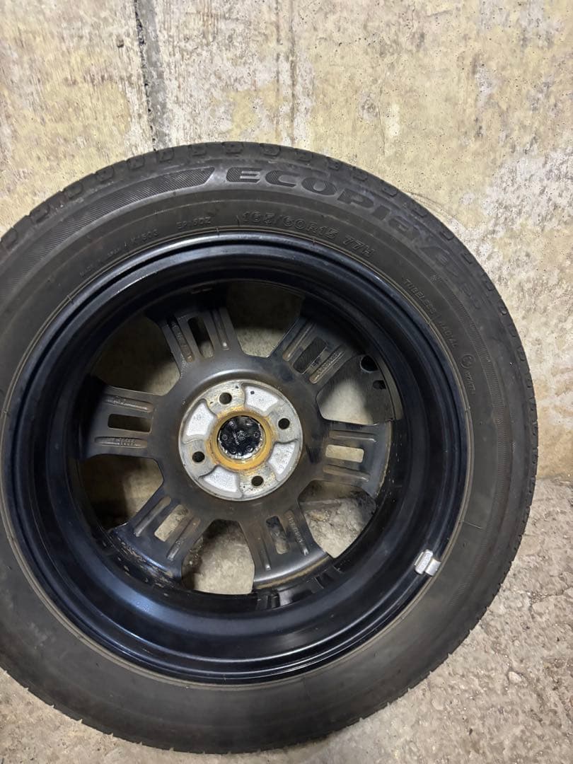 ② 送料込みにしました！　ダイハツ純正アルミホイール　　15インチ　2本のみ