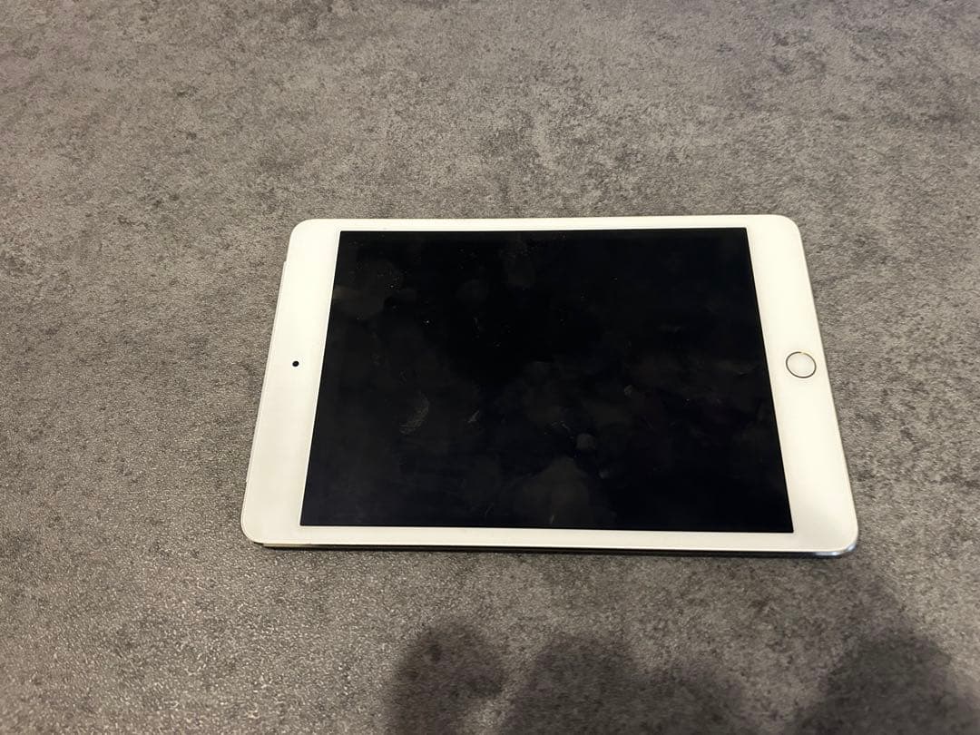 Apple iPad mini4 ゴールド 本体