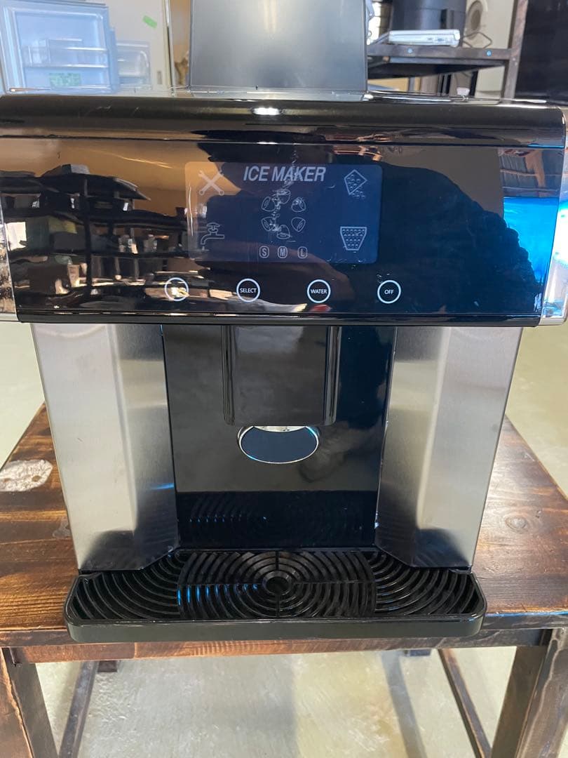 高性能製氷機 15kg/24h