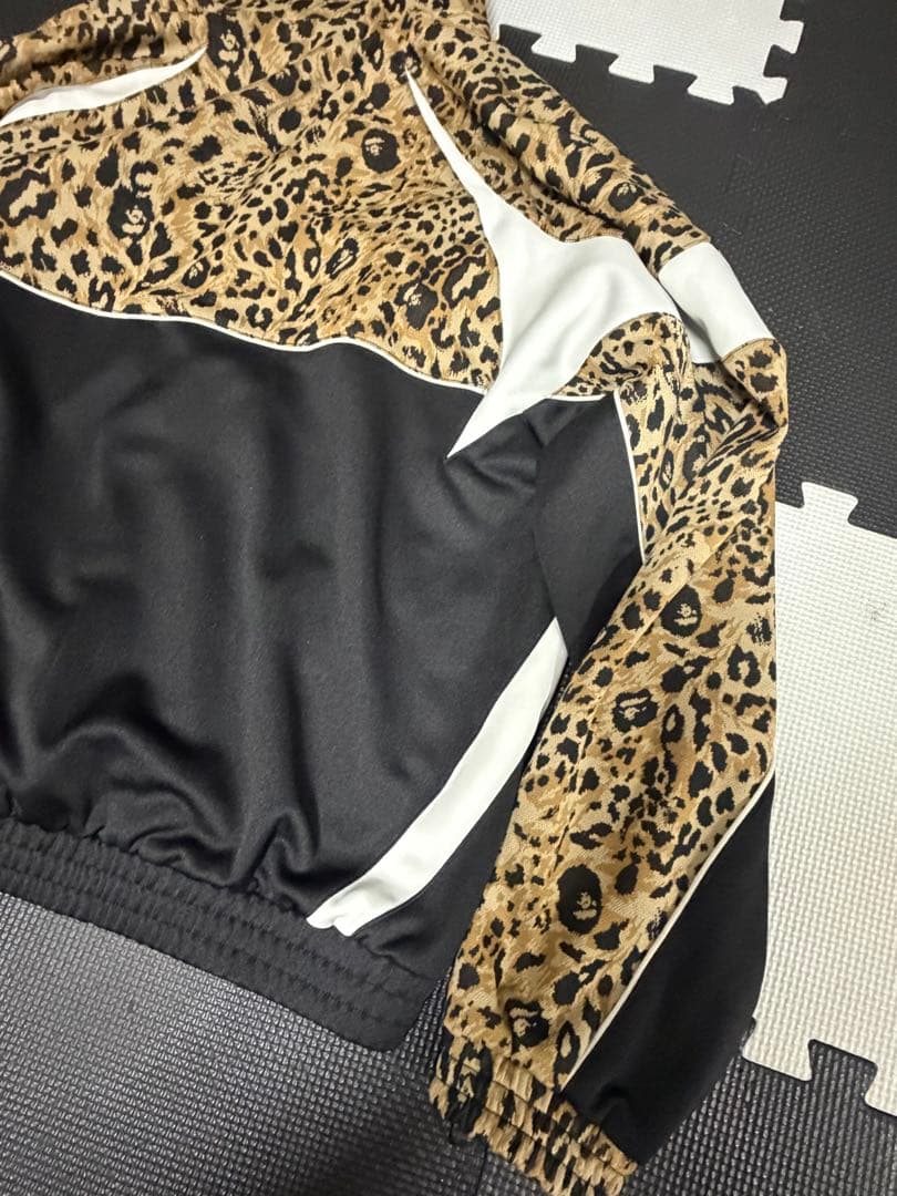 アベイジングエイプ　A BATHING APE ジャケット　極美品