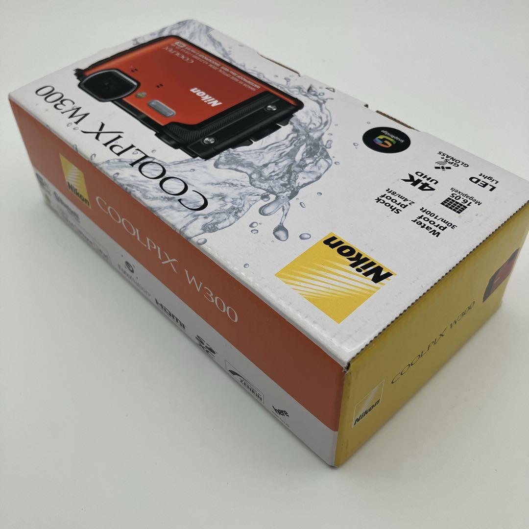 【新品未使用】Nikon COOLPIX W300 デジカメ 防水 WiFi対応