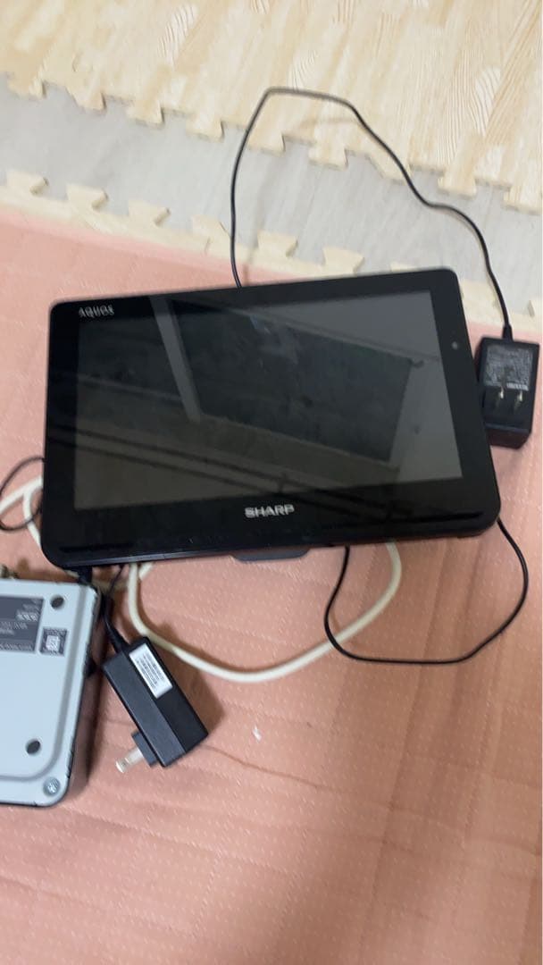 シャープ12型テレビ