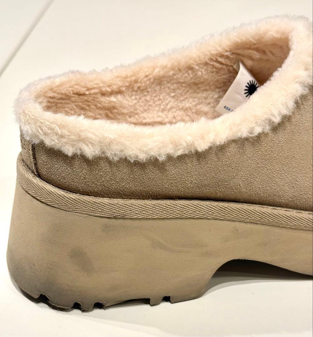 【美品】UGGNewHeightsCozyClogサボ厚底24cmベージュ正規品
