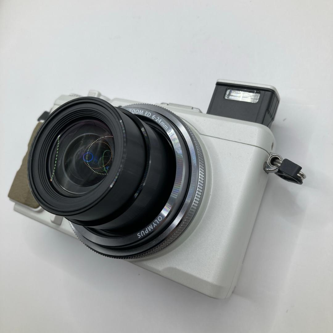 OLYMPUS XZ-2 ホワイト 自動開閉レンズキャップ 元箱 取扱説明書