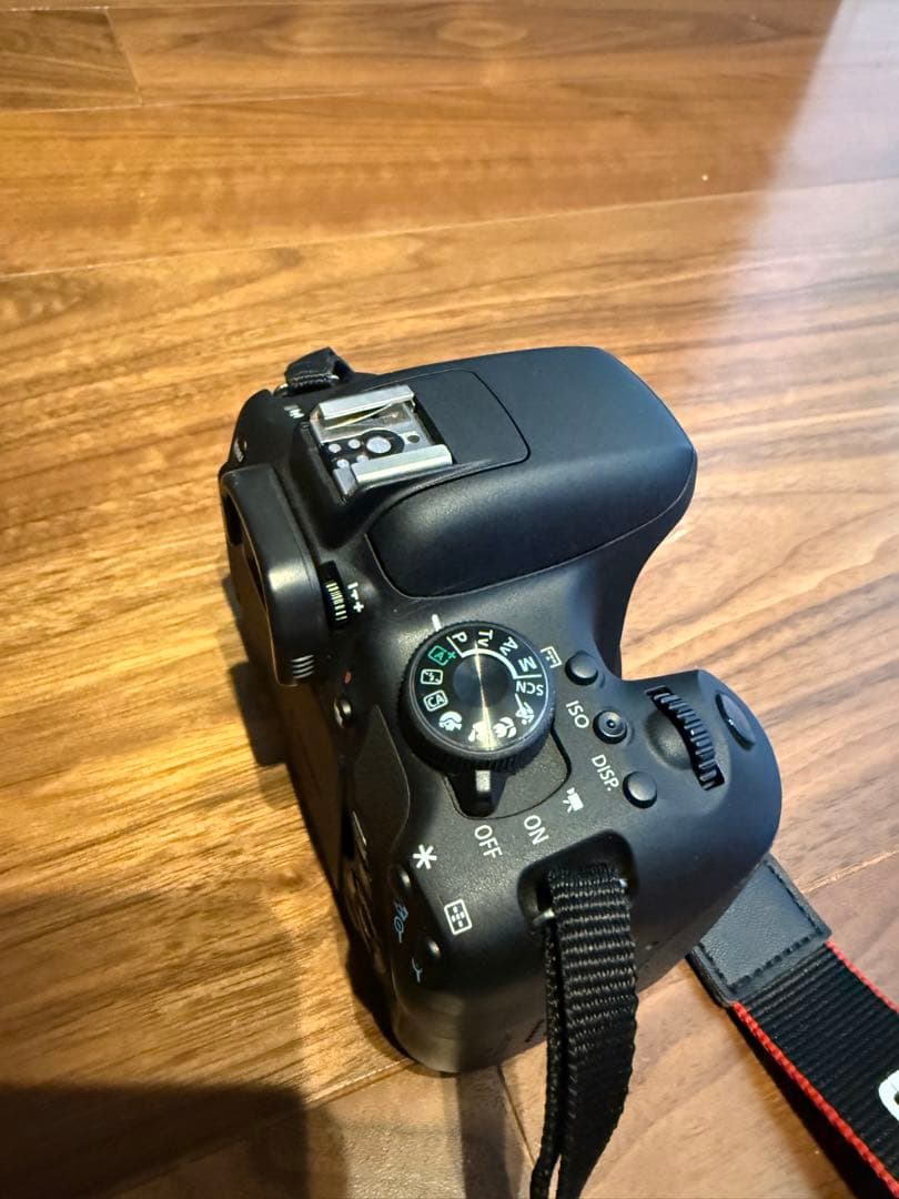 Canon EOS Kiss X8i キャノン デジタル一眼レフダブルレンズ