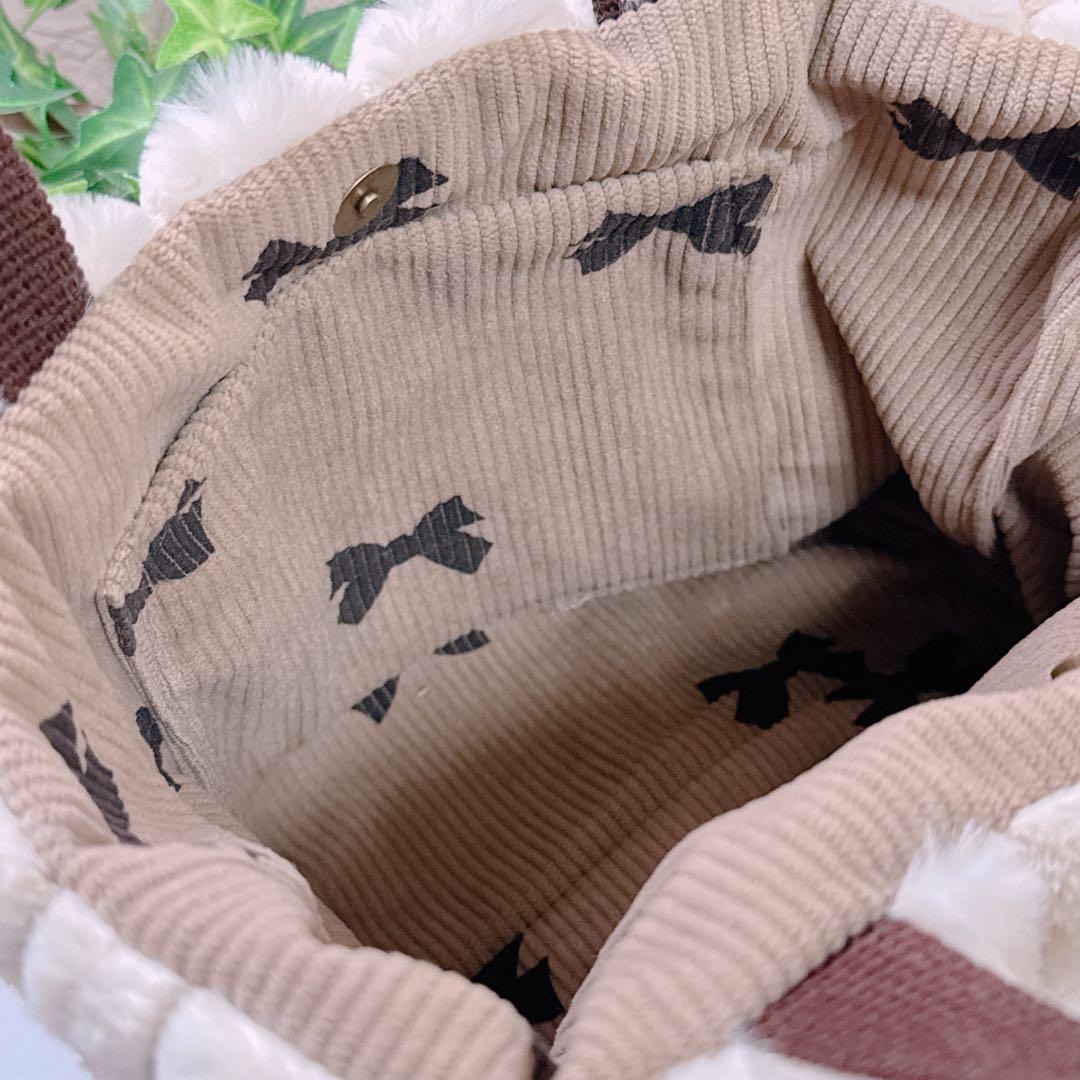 ゆ*ら様 コヤンイサムチョン♡ぶさかわハチワレにゃんの三毛猫ファー着ぐるみトート