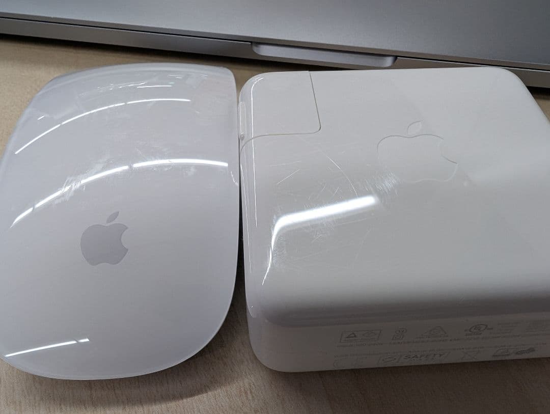 Apple MacBook pro（13-inch, M1, 2020)