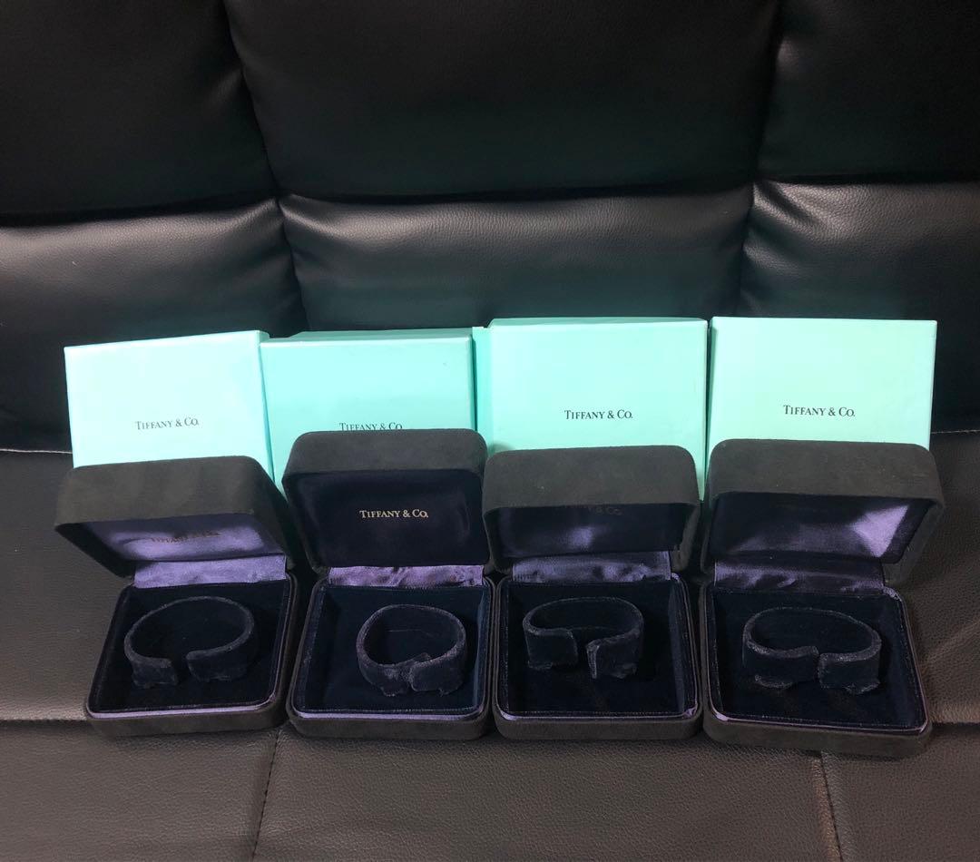 最終価格　ティファニー　時計ケース　ウォッチケース