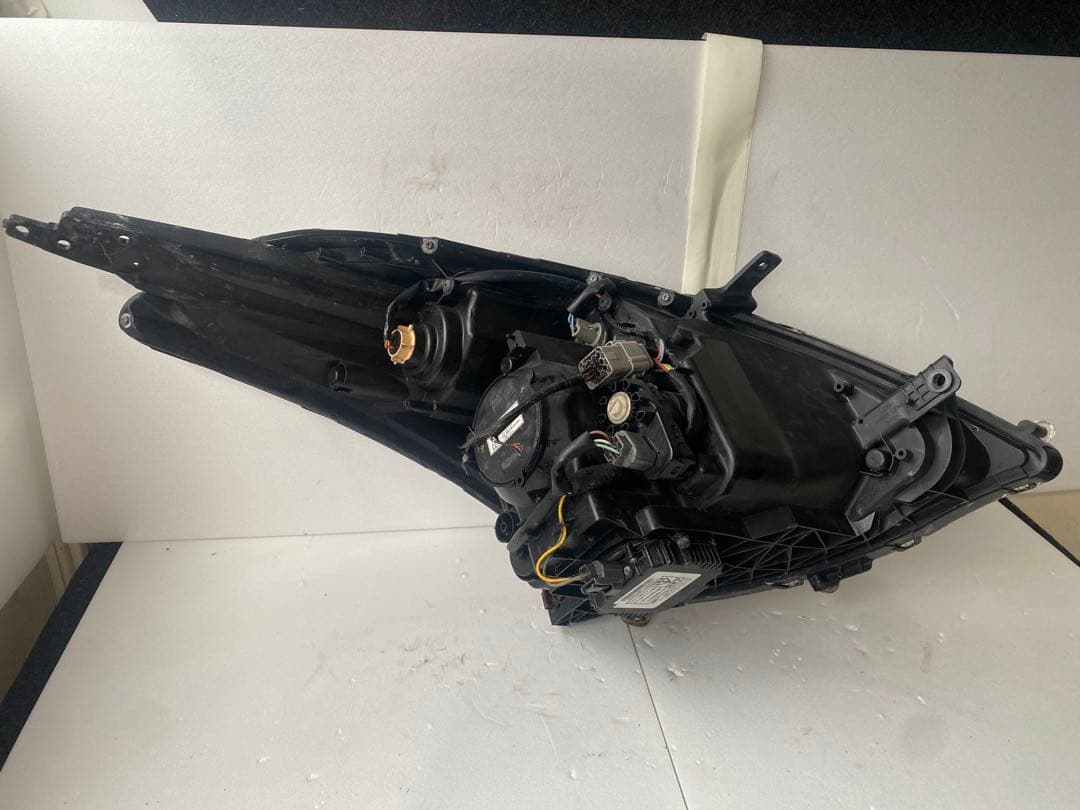 スイフト ZC72S ZC32S 純正HIDヘッ ドライト左右 美品