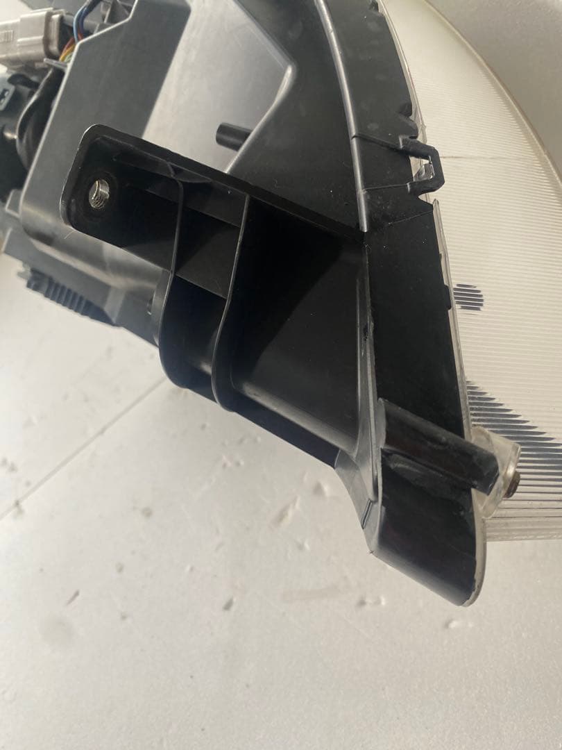 スイフト ZC72S ZC32S 純正HIDヘッ ドライト左右 美品