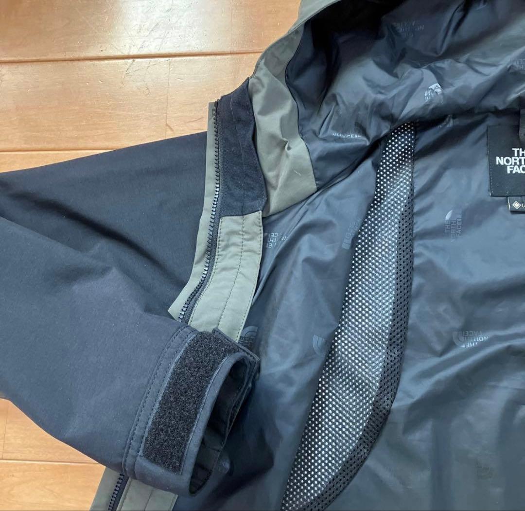 ほぼ新品THE NORTH FACE NP11834 マウンテンライト