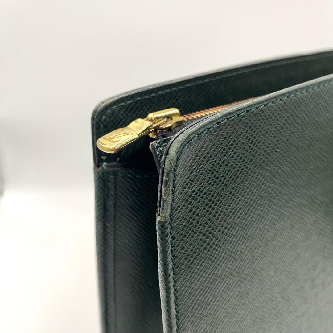 ルイヴィトン タイガ ポルトドキュマン ロザン メンズ ビジネスバッグ エピセア