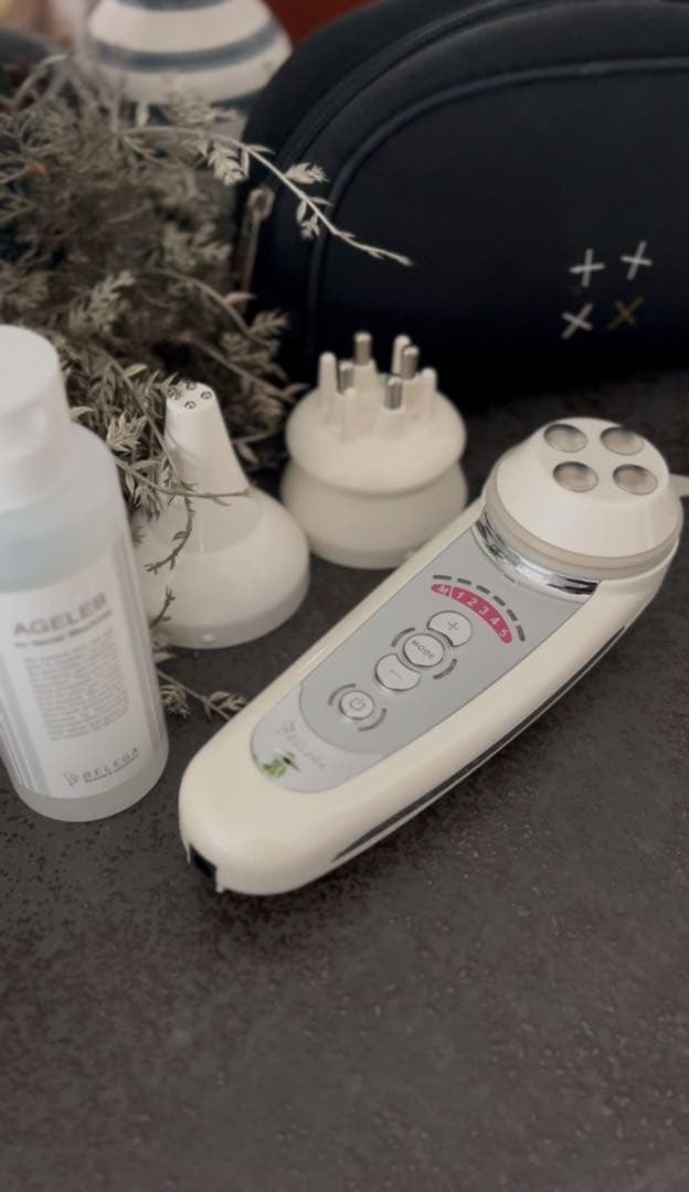 ベレガ　セルキュア4Tプラス美顔器