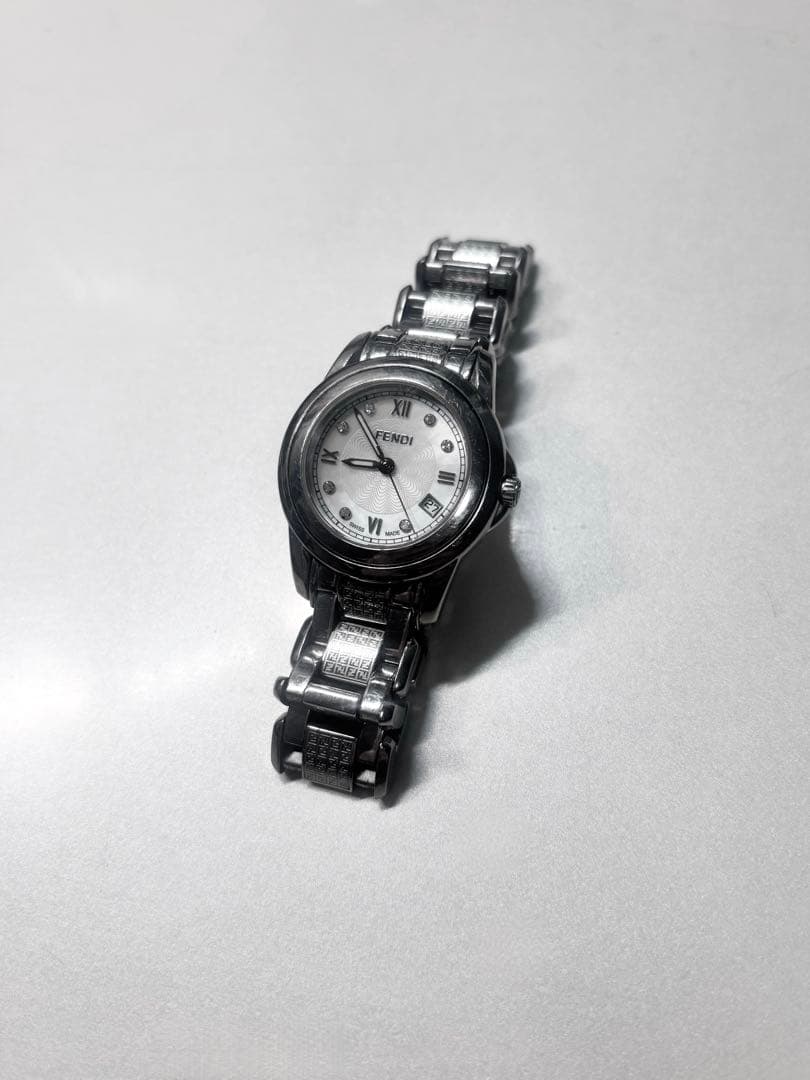 【FENDI】フェンディ QZ ダイヤ アイボリー文字盤 2200L レディース