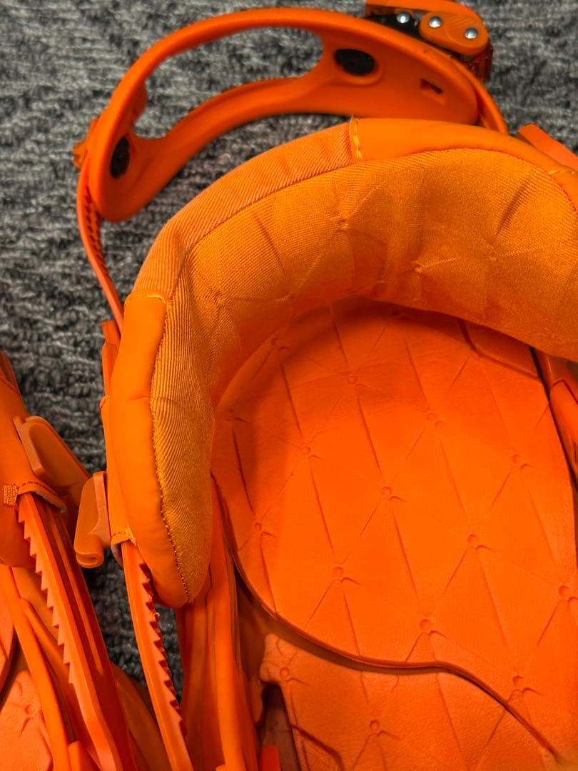 サロモン DISTRICT スノーボードビンディング Mサイズ