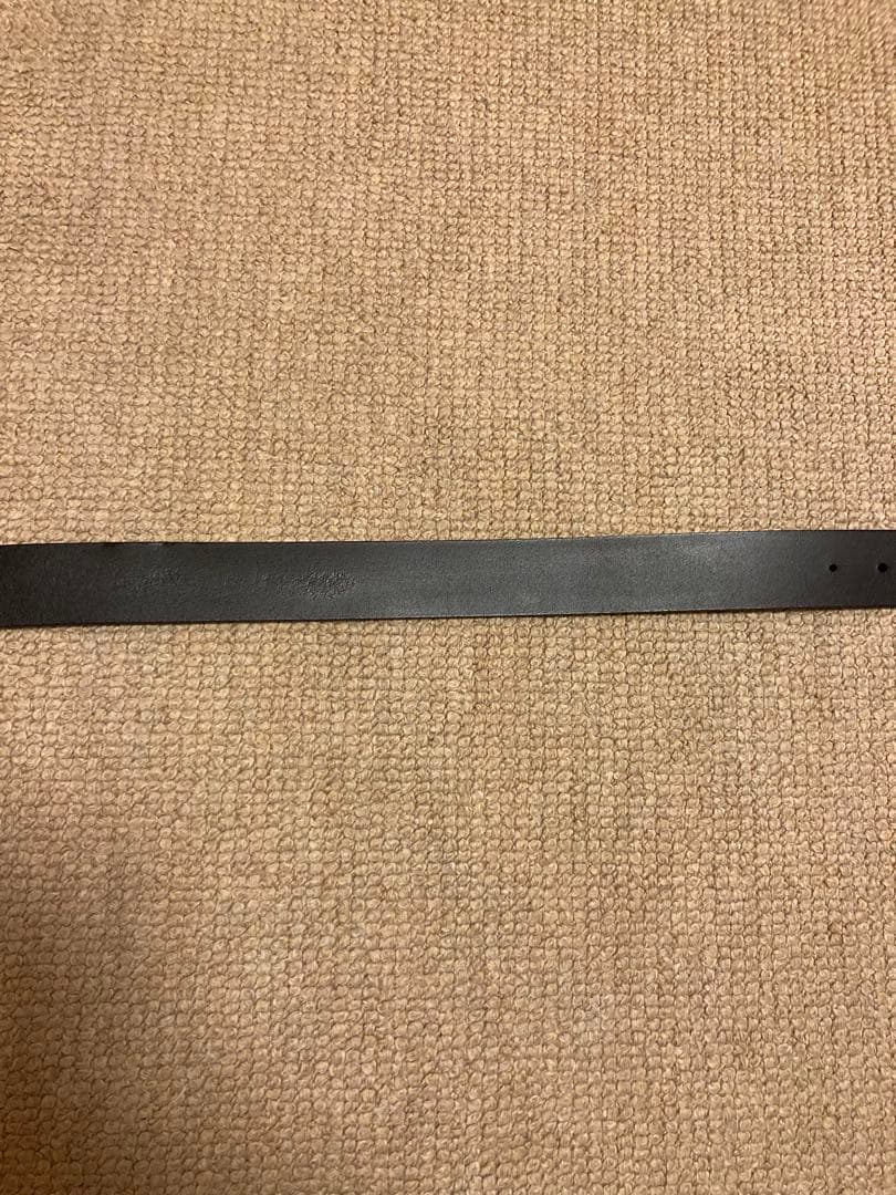 グッチ ベルト 黒 革製　箱と袋付き　全長100センチ 穴5つ