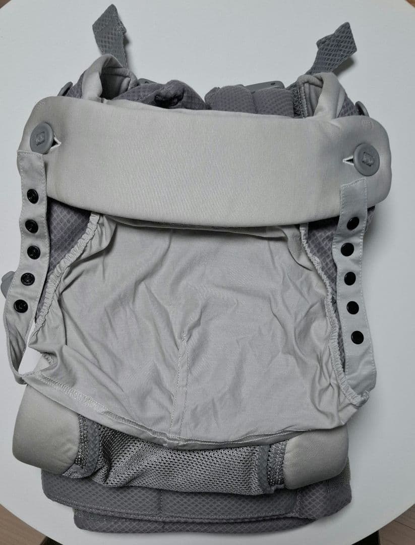 コ*ラ様 nuna cudl 抱っこ紐 グレー ☺︎︎オススメ✨早い者勝ち☺︎︎