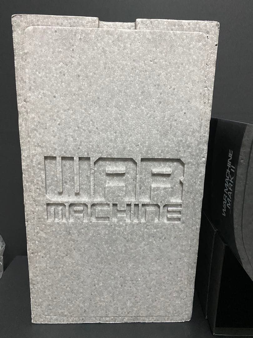 アベンジャーズ　エイジオブウルトロン　ウォーマシンマーク2 1/6 フィギュア