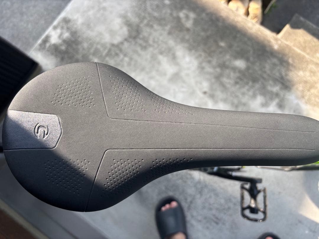 【けい】CANNONDALE CAAD12 TIAGRA ロードバイク